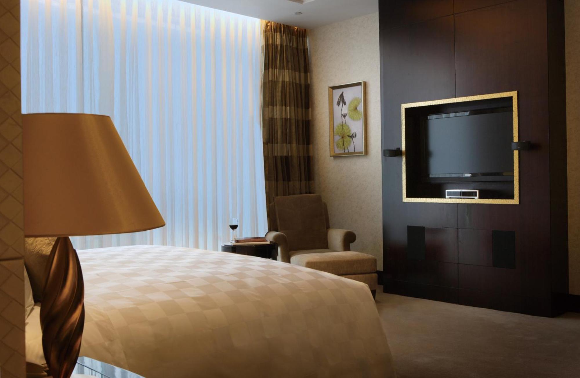 Intercontinental By Ihg 5*