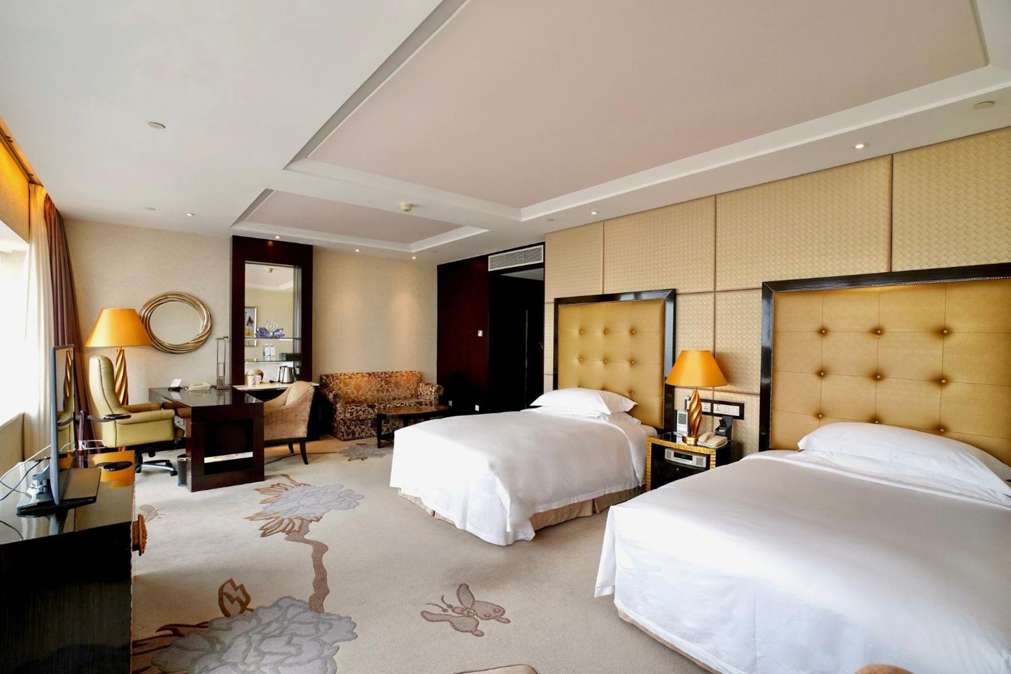 Intercontinental By Ihg Отель 5*